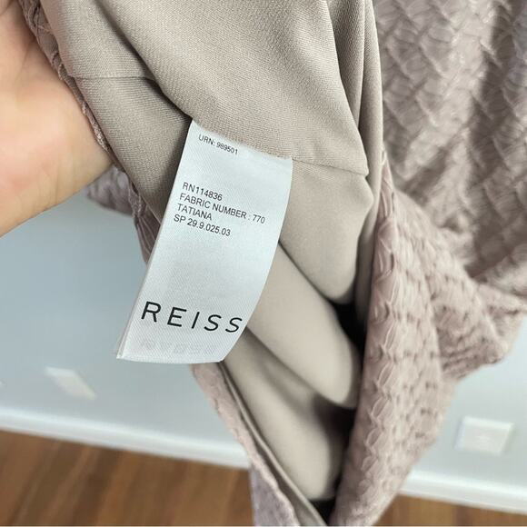 Reiss | Women’s Tatiana Beige & Gold Shimmer Dress Key Hole Scoop Cowl Neckline - Picture 10 of 15